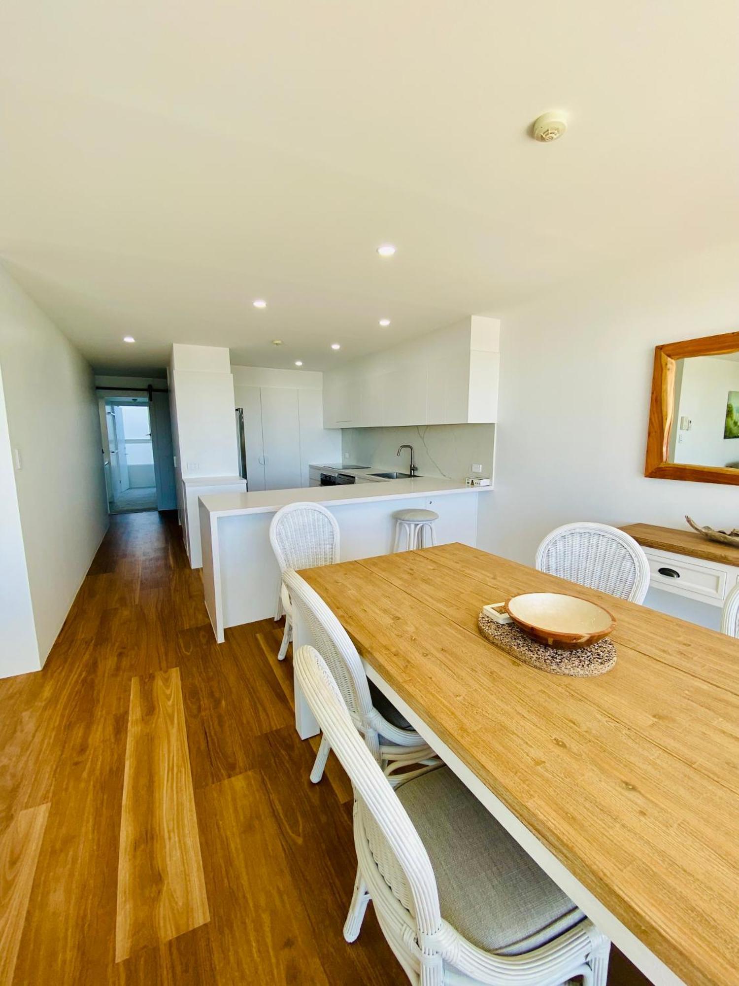 One The Esplanade Apartments On Surfers Paradise Gold Coast Buitenkant foto