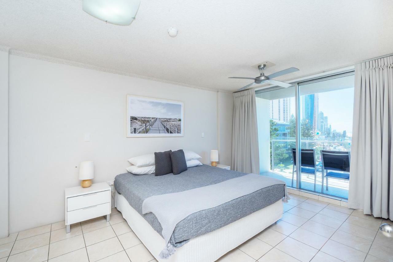 One The Esplanade Apartments On Surfers Paradise Gold Coast Buitenkant foto